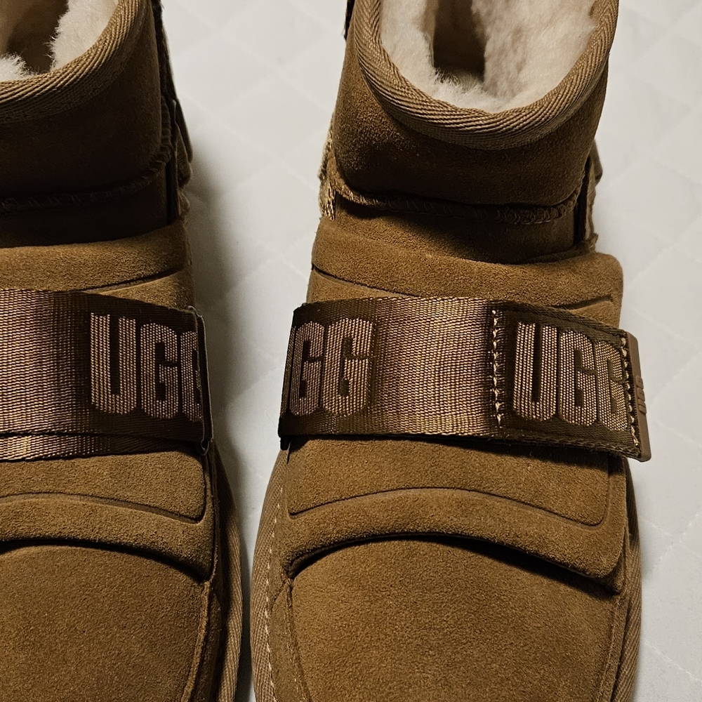 UGG Classic Ultra Mini Hybrid Boot